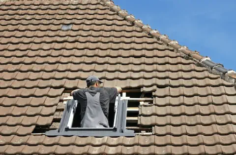Pose de velux - Les Salles-sur-Verdon